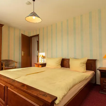 Schlott * Neuendorf (Hiddensee)